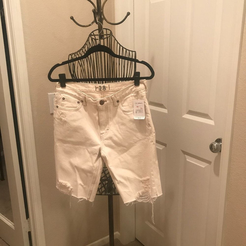 Free People  denim shorts